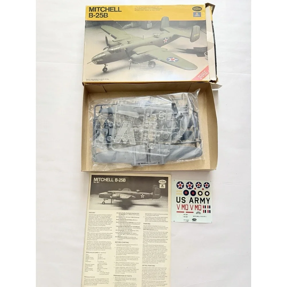 Testors Mitchell B-25B 1/72 Model Kit No 861 Vintage Open Box